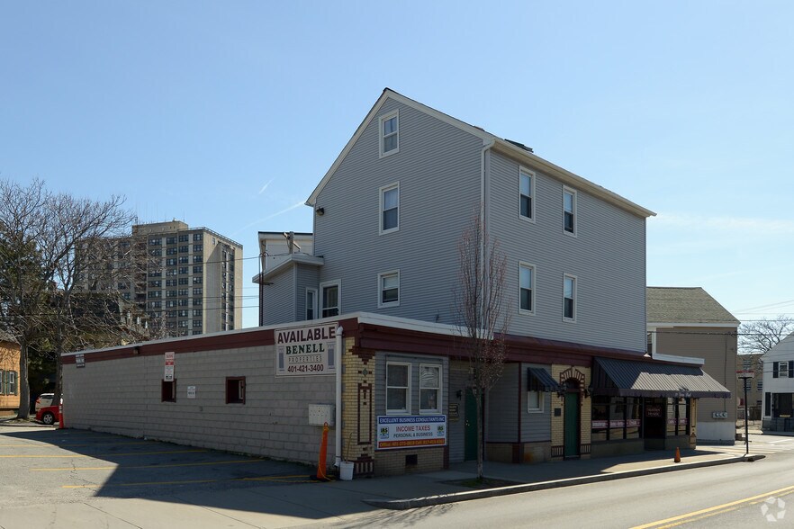 More Photos Of 168 Dean St, Providence Storefront Retail Residential For Lease
