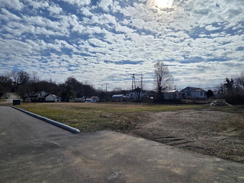 More Photos Of 37 Moulton Pl, Lucasville Land For Lease