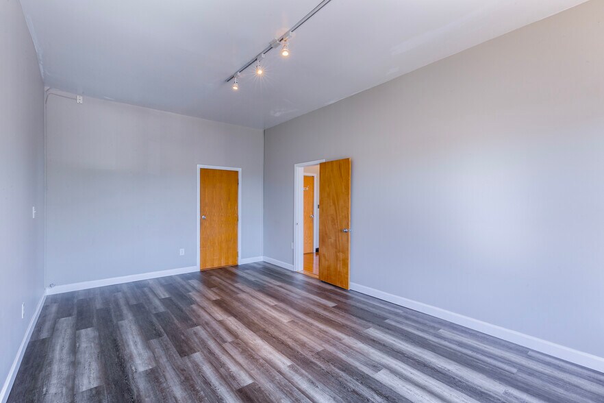 More Photos Of 408 N Euclid Ave, Saint Louis Office For Lease
