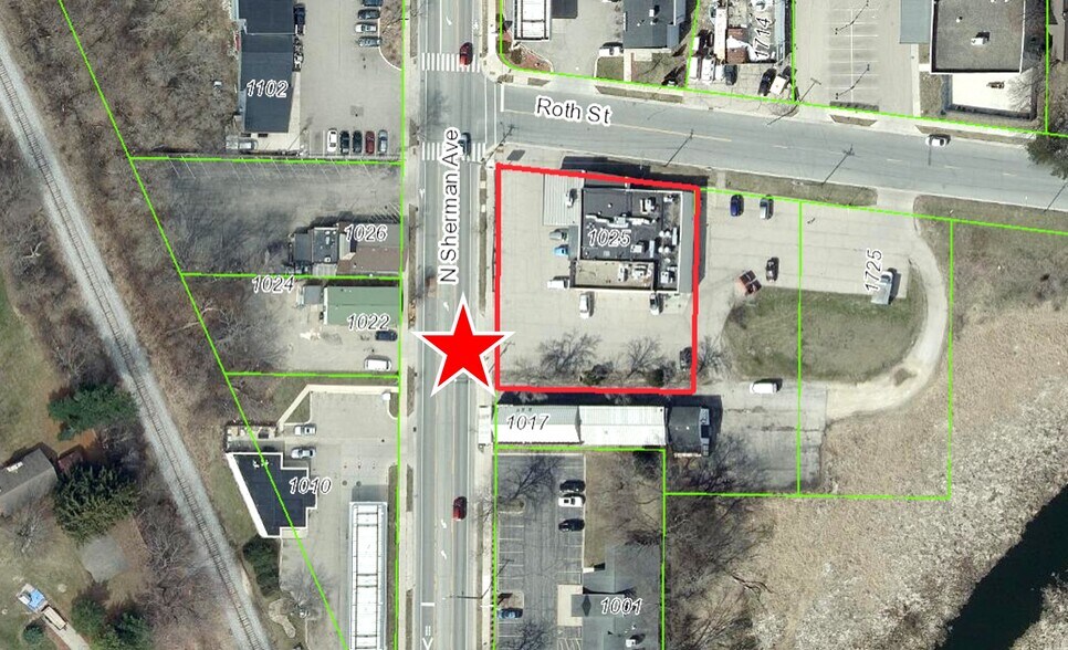 Primary Photo Of 1025 N Sherman Ave, Madison Freestanding For Sale