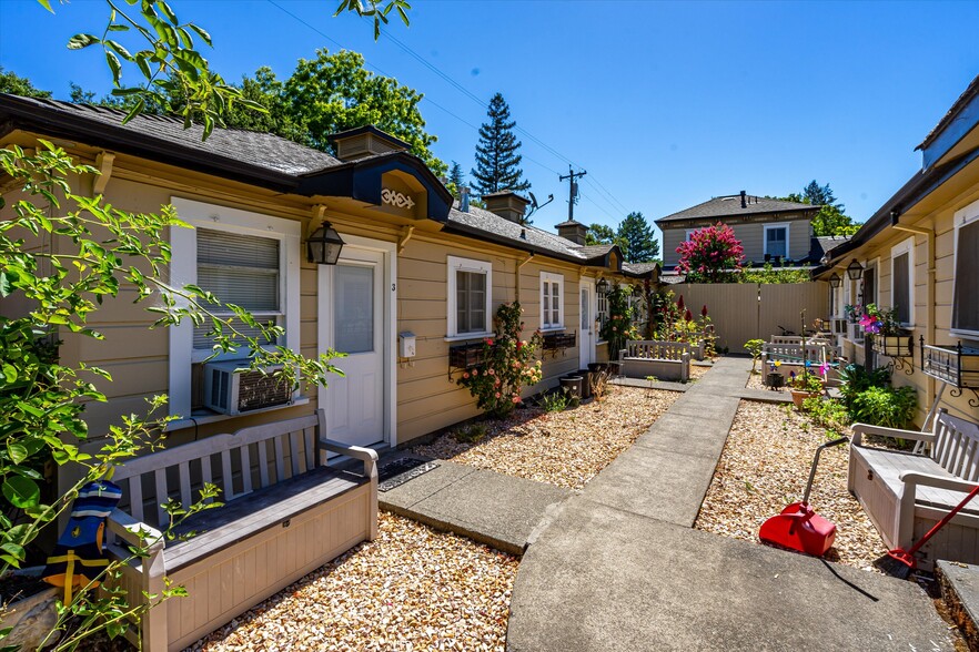 More Photos Of 1139 Lincoln Ave, Calistoga Hospitality For Sale