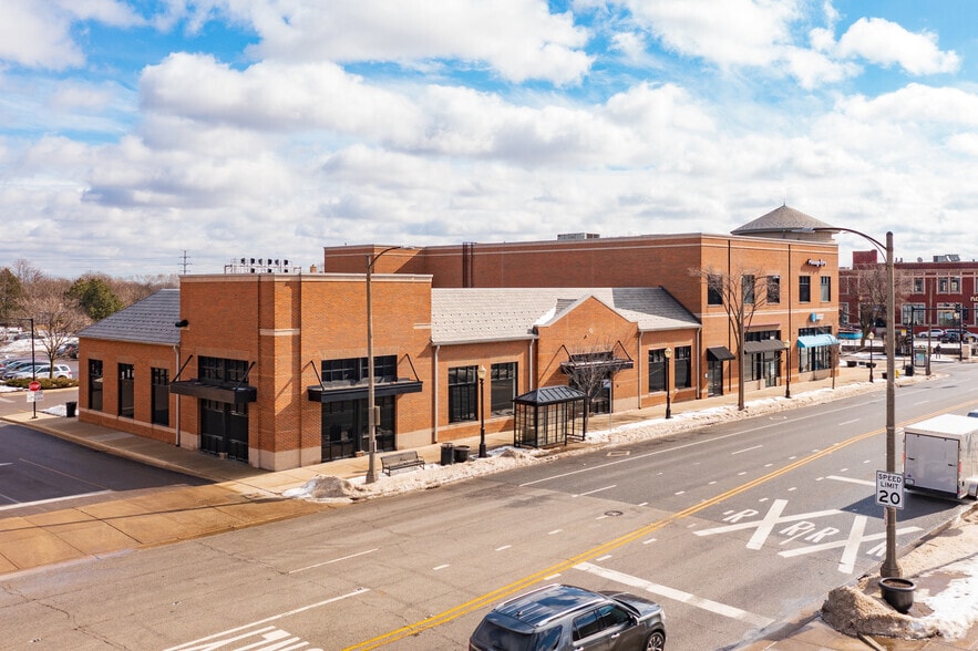 More Photos Of 1-15 N La Grange Rd, La Grange Storefront For Lease