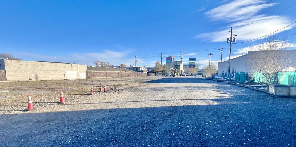 More Photos Of 85 Gentry Way, Reno Land For Lease