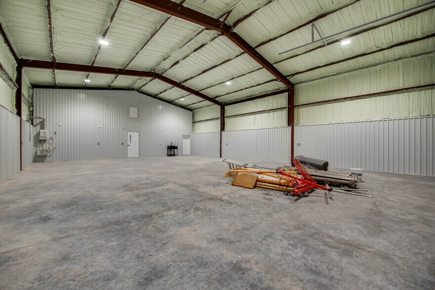 More Photos Of 1808 N FM 1788, Midland Warehouse For Lease
