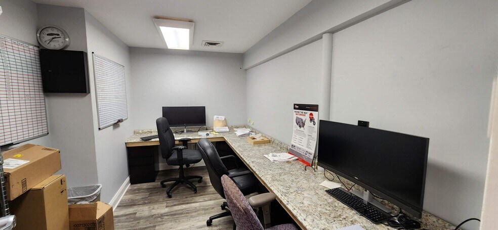More Photos Of 10395 Democracy Ln, Fairfax Office For Sale