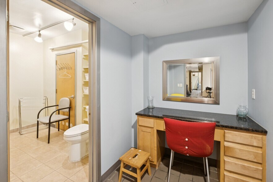 More Photos Of , Narberth Office For Sale