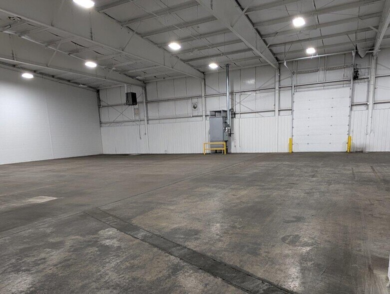 More Photos Of 4561 W Dickman Rd, Battle Creek Industrial For Sale