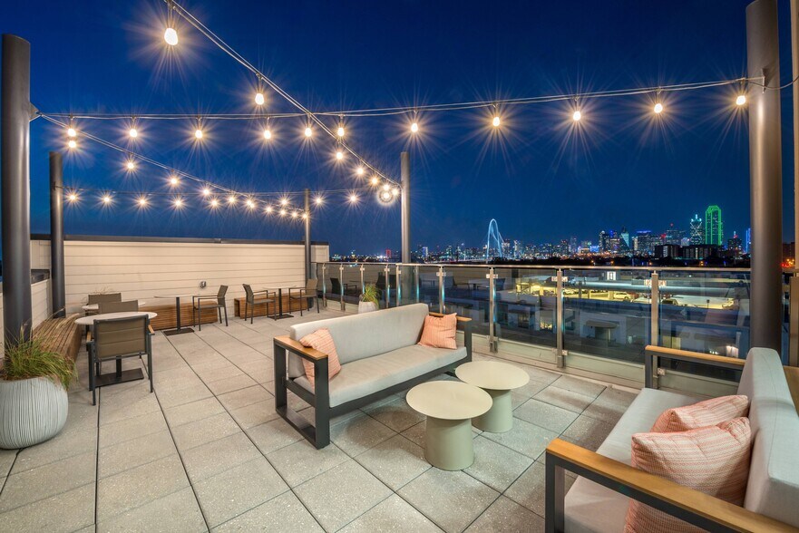More Photos Of 411 W Commerce St, Dallas Apartments For Lease
