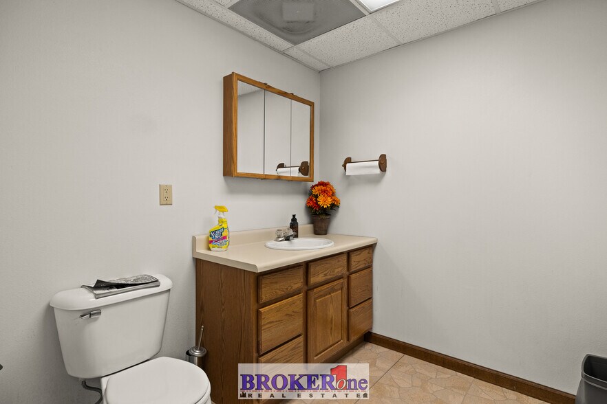 More Photos Of 5720 W Yellowstone Hwy, Casper Industrial For Sale