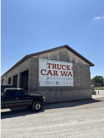 More Photos Of 3000 Hoover Dr, Trenton Specialty For Sale