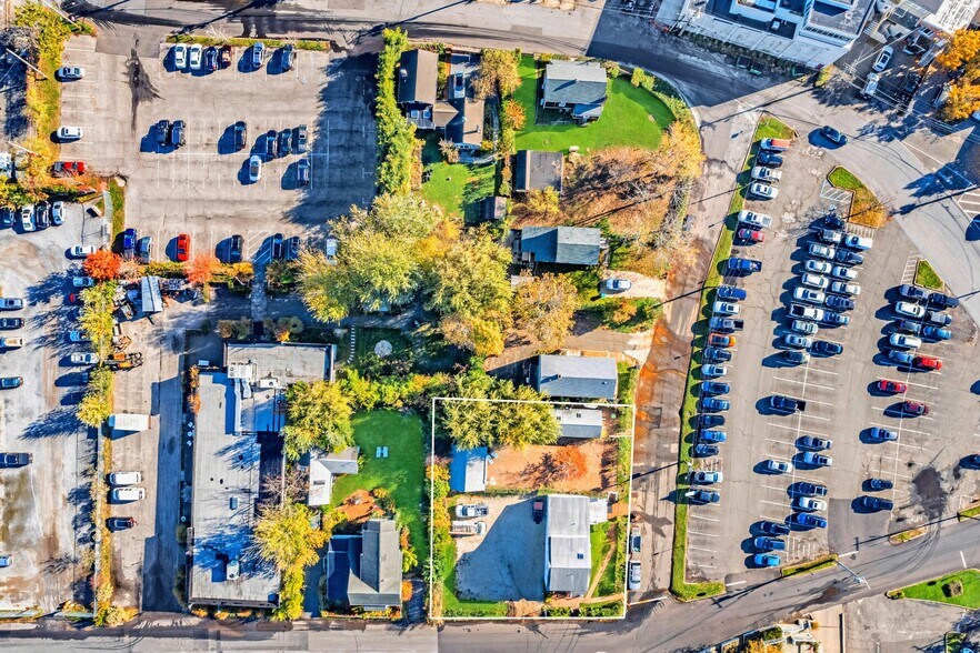 More Photos Of 23 Bridge St, Sag Harbor Freestanding For Sale