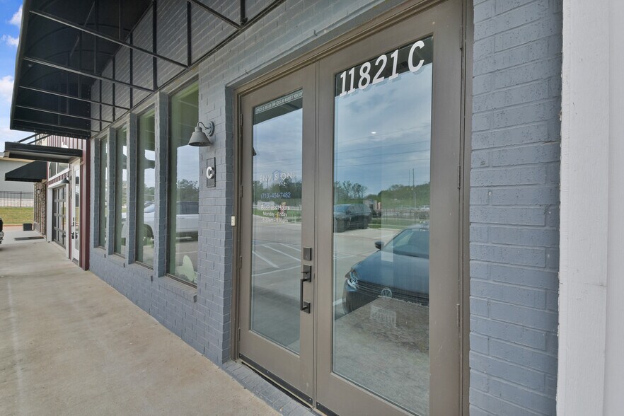 More Photos Of 11821 FM 1488, Magnolia Medical For Sale