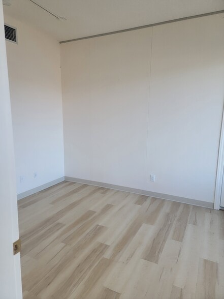 More Photos Of 1552 Quinn St, Prince George General Retail For Lease