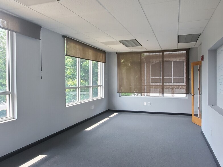 More Photos Of 3851 Duluth Park Ln NW, Duluth Office For Sale