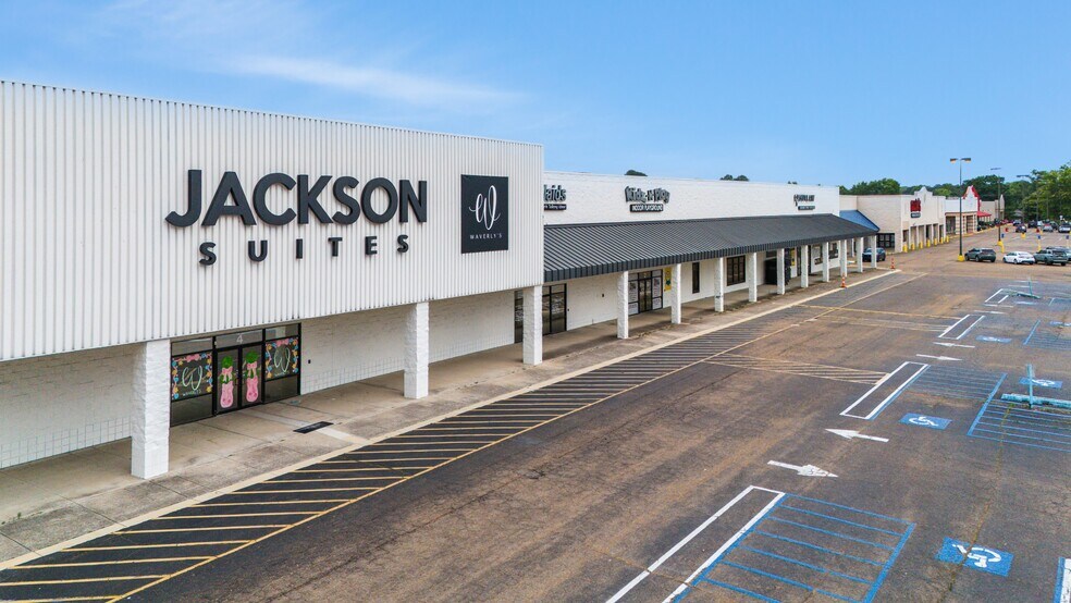 More Photos Of 2310-2318 Highway 45, Columbus Unknown For Lease
