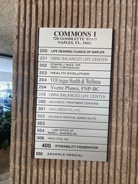 More Photos Of 720 Goodlette Rd N, Naples Medical For Sale