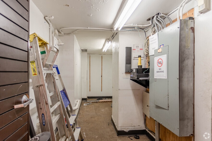 More Photos Of 2139-2159 Broadway, New York Apartments For Lease