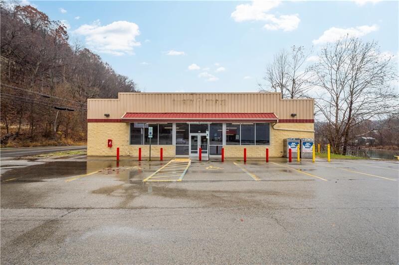 Primary Photo Of 26 Front st, Millsboro General Retail For Lease