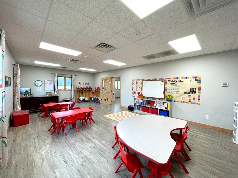 More Photos Of 109 N 23rd St, Dakota City Specialty For Sale