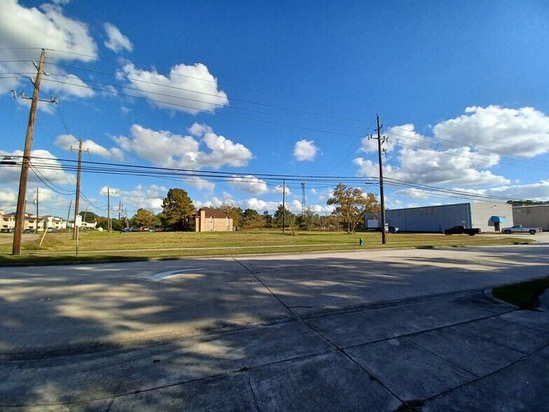 More Photos Of 1315 Houston, Humble Land For Sale