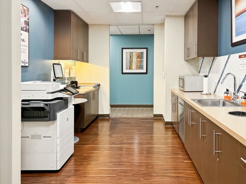 More Photos Of 201 International Cir, Hunt Valley Coworking Space