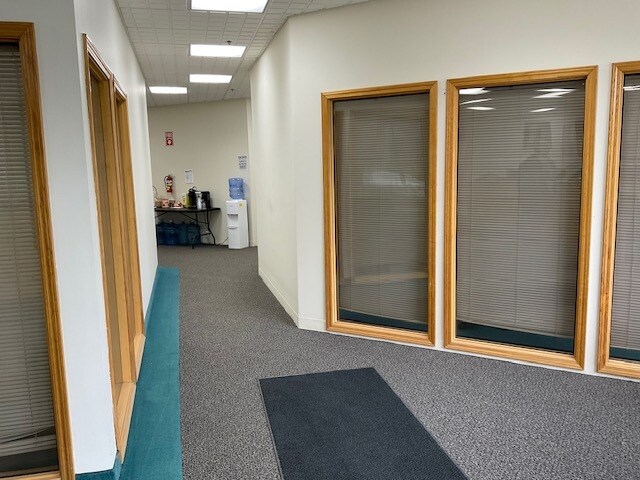 More Photos Of 6085 Court Street Rd, Syracuse Warehouse For Lease