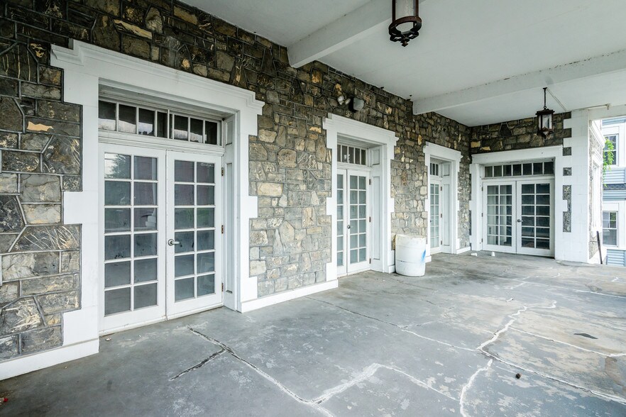 More Photos Of 75 S Main St, Phillipsburg Office For Lease