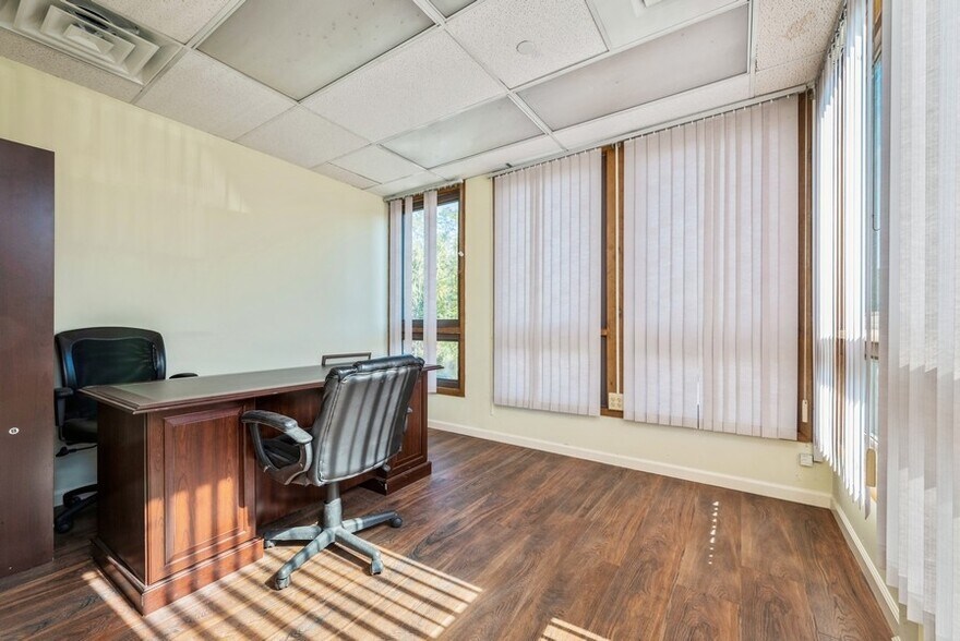 More Photos Of 674 US Highway 202, Bridgewater Medical For Sale