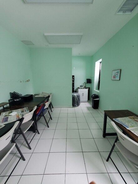 More Photos Of 4014 157th St, Flushing Flex For Sale