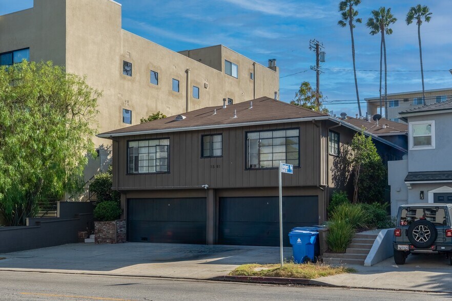 More Photos Of 1581 Manning Ave, Los Angeles Apartments For Sale