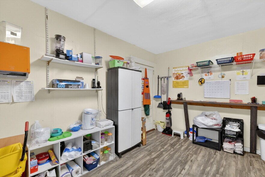More Photos Of 4075 N County Road 19A, Mount Dora Daycare Center For Sale