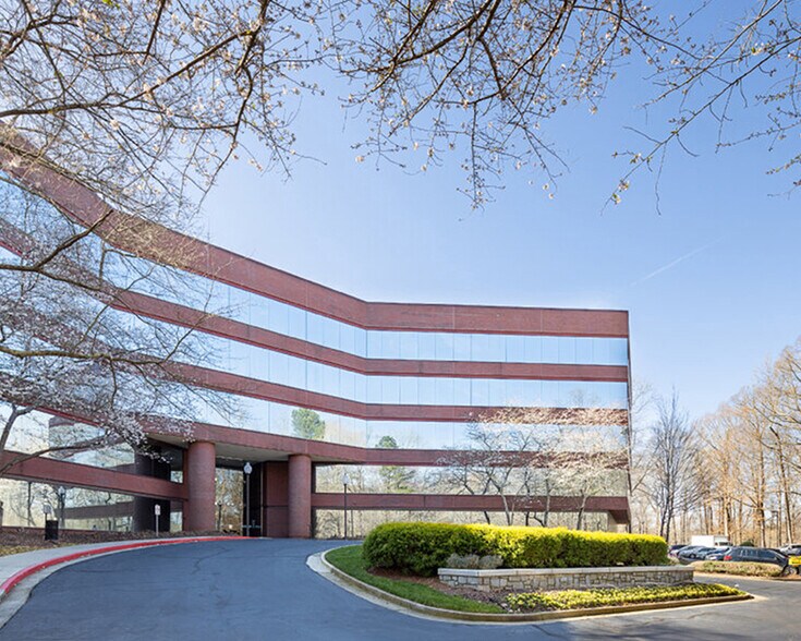 More Photos Of 3295 River Exchange Dr, Peachtree Corners Office For Lease