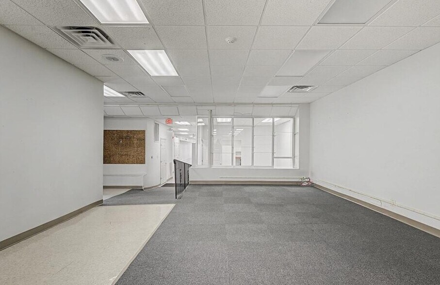 More Photos Of 127 Hay St, Fayetteville Storefront For Sale