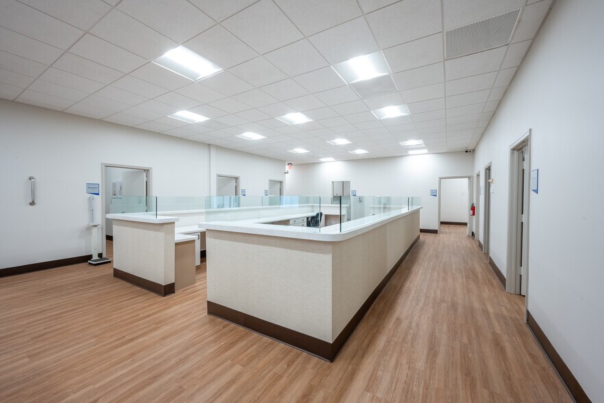 More Photos Of 3795 Boynton Beach Blvd, Boynton Beach Medical For Lease