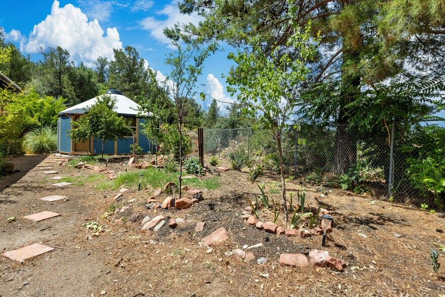More Photos Of 2115 Mountain Rd, Sedona Warehouse For Sale