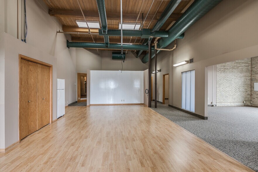 More Photos Of 413 Wacouta St, Saint Paul Office Residential For Lease