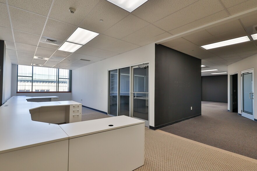 More Photos Of 1 E Broad St, Bethlehem Medical For Sale