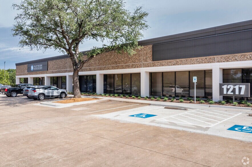 More Photos Of 1219 Digital Dr, Richardson Unknown For Lease