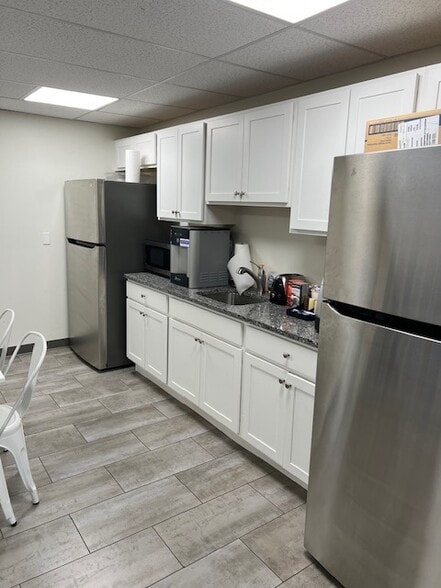 More Photos Of 93 Triangle St, Danbury Manufacturing For Lease