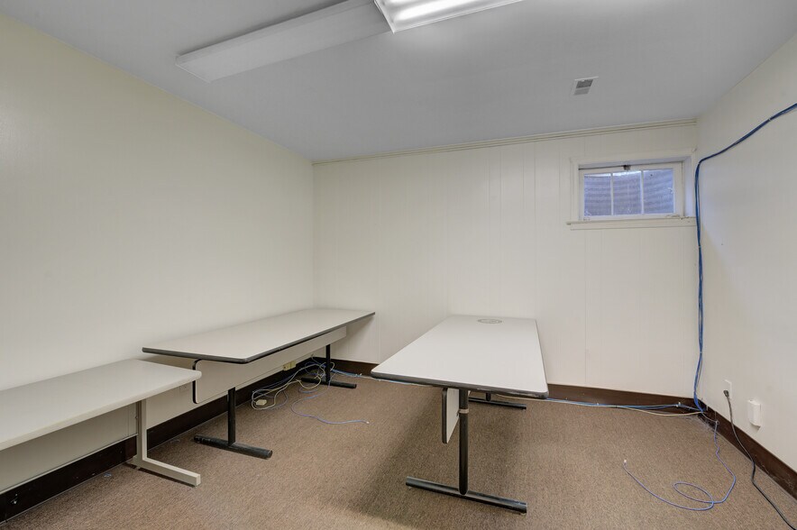 More Photos Of 136 W Lancaster Ave, Paoli Medical For Lease
