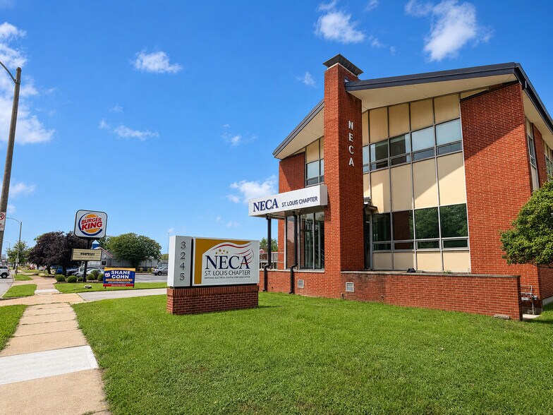 Primary Photo Of 3245 Hampton Ave, Saint Louis Land For Sale