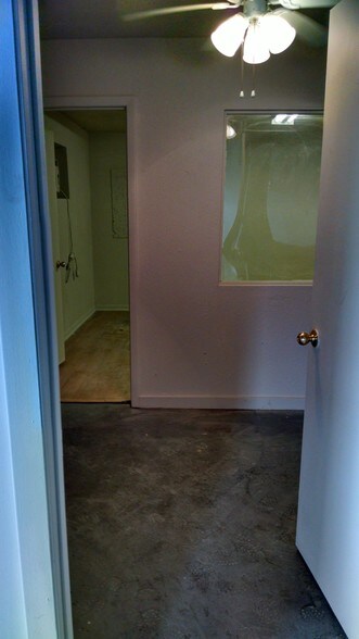 More Photos Of 310-330 Maguire Road Ext, Ocoee Warehouse For Lease