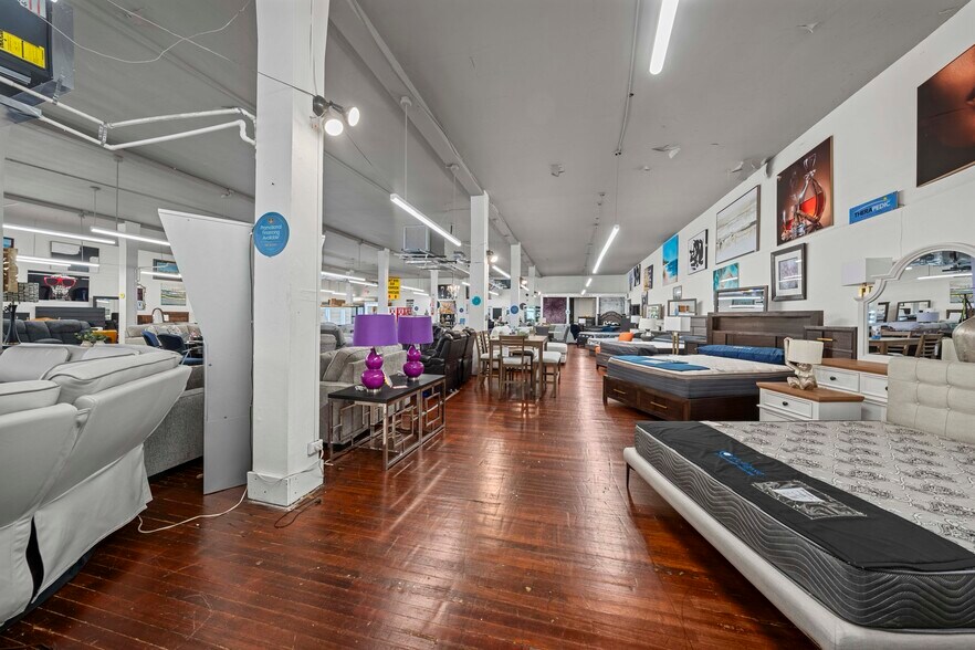More Photos Of 1144 Elizabeth Ave, Elizabeth General Retail For Sale