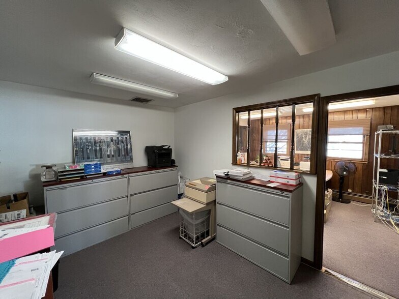 More Photos Of 2414 Boston Post Rd, Guilford Freestanding For Sale