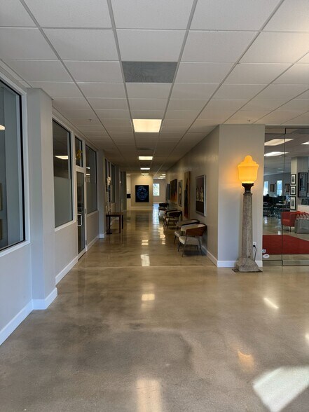 More Photos Of 2200 Broadway, Fort Myers Office For Lease