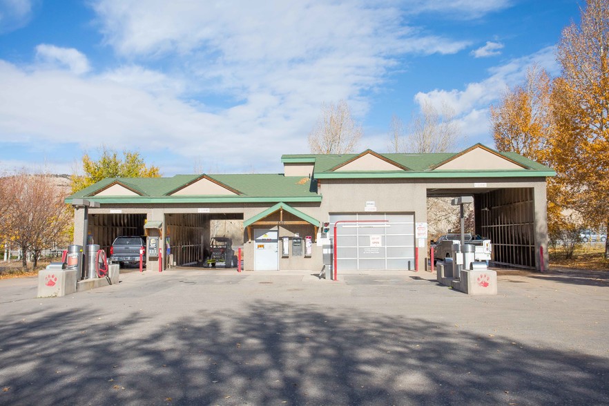 Primary Photo Of 660 Red Table Dr, Gypsum Carwash For Sale