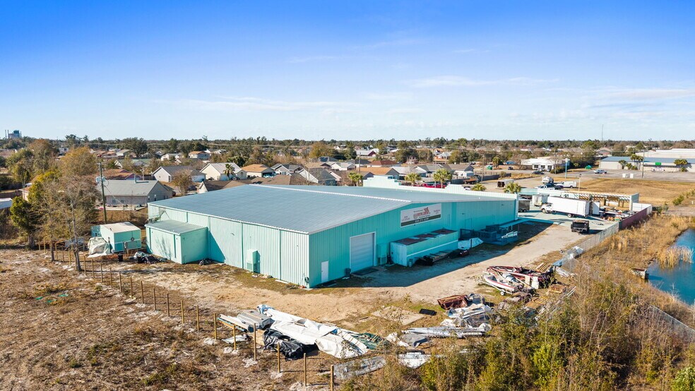 More Photos Of 5420 Hickory St, Panama City Office For Sale