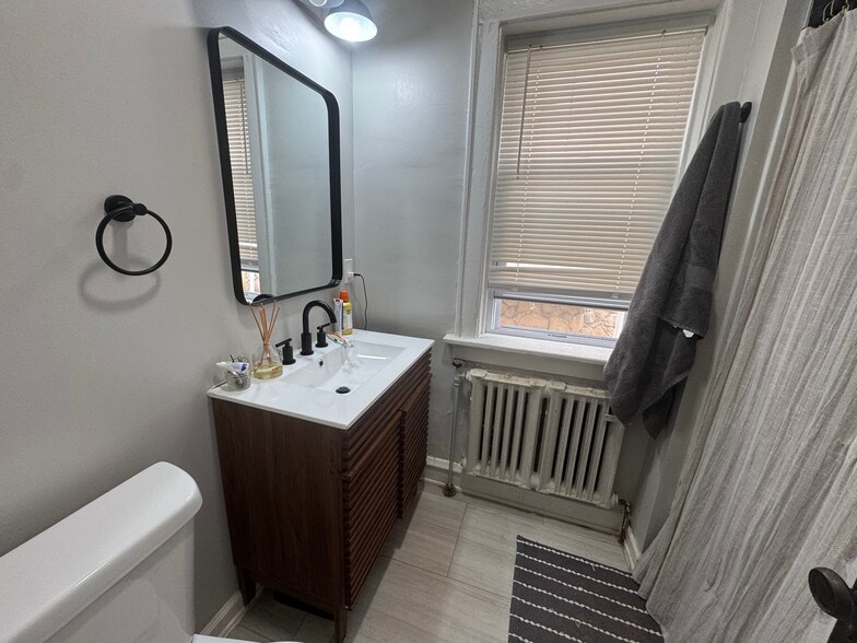 More Photos Of 1027 E Center St, Milwaukee Apartments For Sale