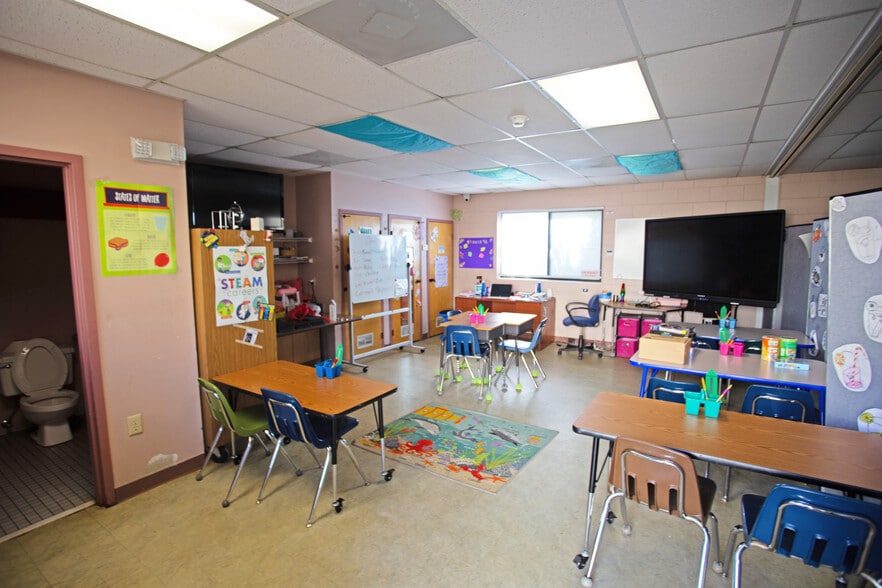 More Photos Of 3925 Red Bug Lake Rd, Casselberry Specialty For Sale