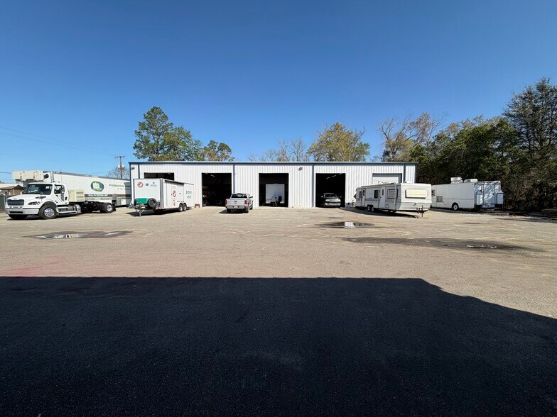 More Photos Of 9755 S. R. Florida 121 S, Macclenny Warehouse For Lease